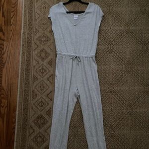 COMFY - GREY RELAXING ROMPER